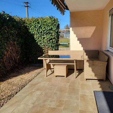 Naehe Legoland Mit Grossem Garten Und Terrasse *
